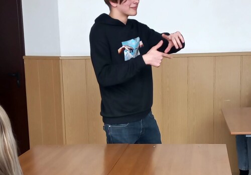 Urtj1iutL8c