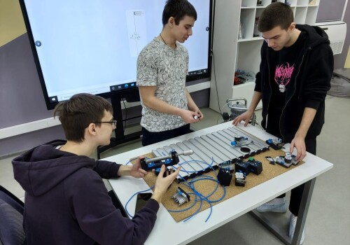 Реализация института наставничества в колледже