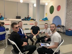 FUTmcWyE0Eg