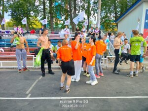 yfDSNzVSr7c (1)